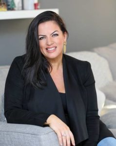 Ariana Dunnes - Life and Business Coach